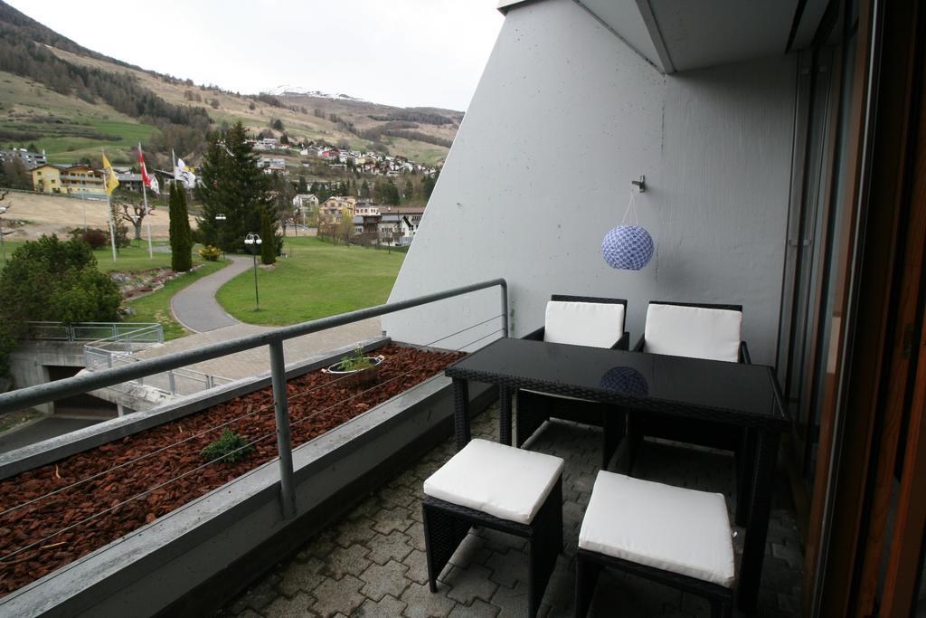 Appartement Tulai 104E à Scuol Extérieur photo